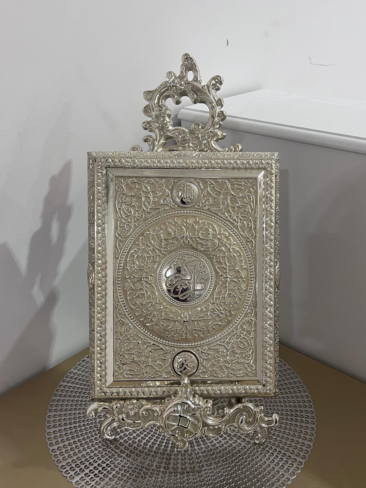 Support décoratif pour Coran