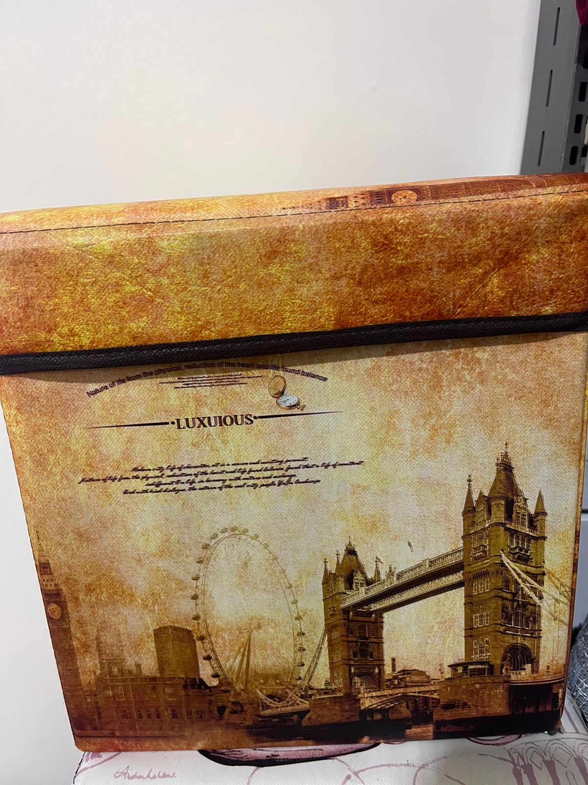 Boîte de Rangement/Pouf "Voyage à Londres"